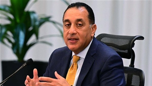 عاجل.. رئيس الوزراء يصدر قرارًا بتعديل رسوم التأشيرات والتصديق بوزارة الخارجية