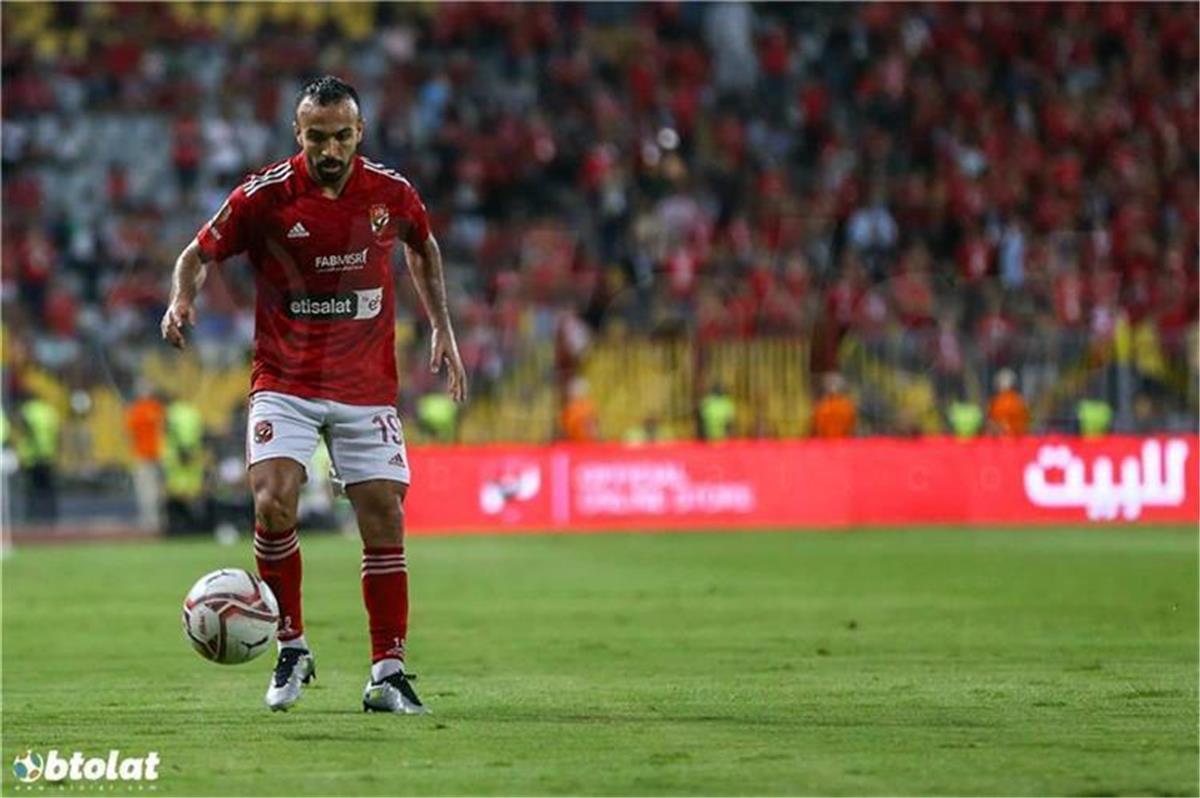 عاجل.. خاص | الأهلي يوضح حقيقة هروب أفشة.. وتفاصيل العروض الخارجية