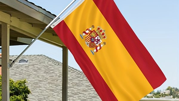 عاجل.. مقتل ثلاثة أشخاص جراء انهيار جليدي في جبال البيرينيه الإسبانية