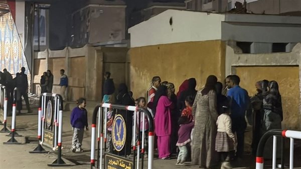 عاجل.. إقبال نسائي واسع في سوهاج خلال جولة إعادة انتخابات النواب 2025