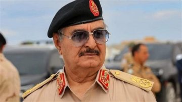 عاجل.. قائد الجيش الليبي المشير خليفة حفتر ينعي وفاة الحداد ومرافقيه بعد سقوط طائرتهم في تركيا