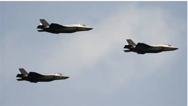 عاجل.. عاجل.. غارات إسرائيلية على خان يونس تُسفر عن شهداء ومصابين