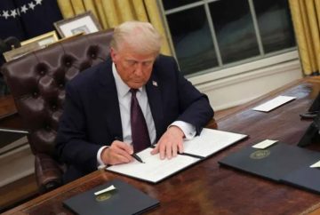 عاجل.. ترامب يخطط لتوسيع حظر السفر إلى أكثر من 30 دولة