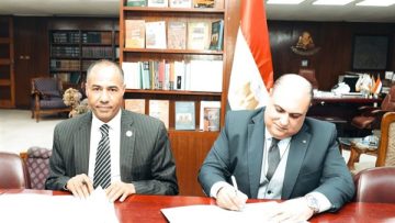 عاجل.. هيئة الكتاب توقع بروتوكول تعاون مع قصور الثقافة لتوسيع منافذ بيع الإصدارات في مختلف المحافظات