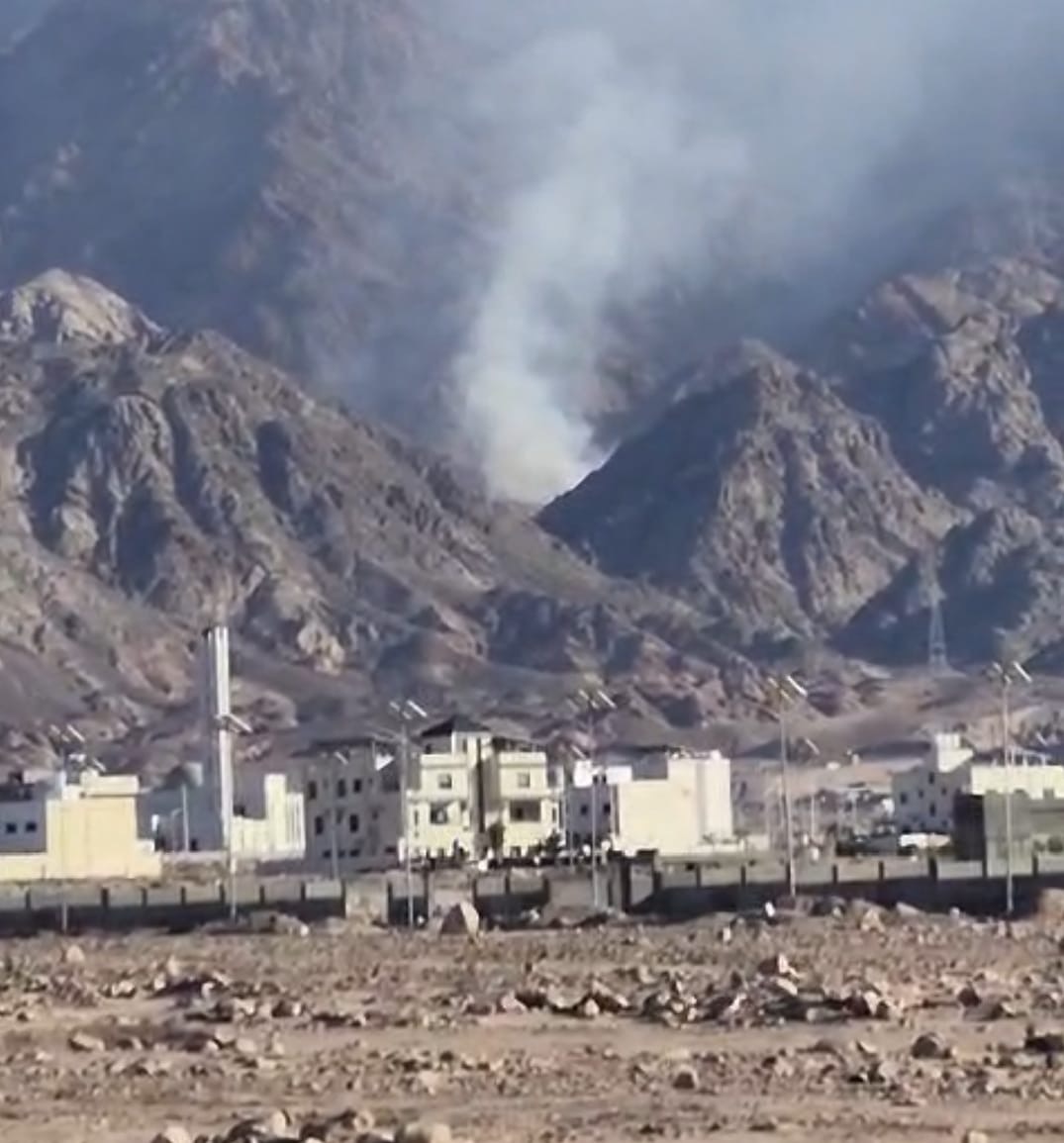 عاجل.. بالفيديو.. حريق بمكب نفايات في العقبة والسلطة توضح