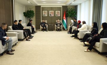 عاجل.. القاضي يلتقي شباب مبادرة “بواسل”