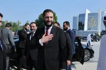 عاجل.. الشرع يزور مقر شبكة الجزيرة في قطر