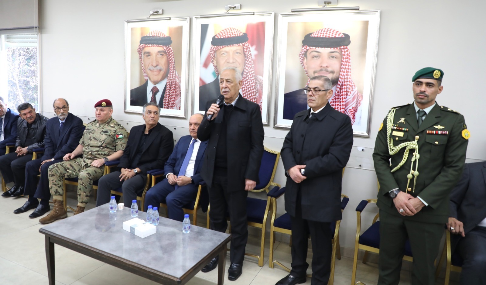 عاجل.. *مندوبا عن الملك وولي العهد.. العيسوي يعزي بوفاة اللواء المتقاعد محمد العضايلة*