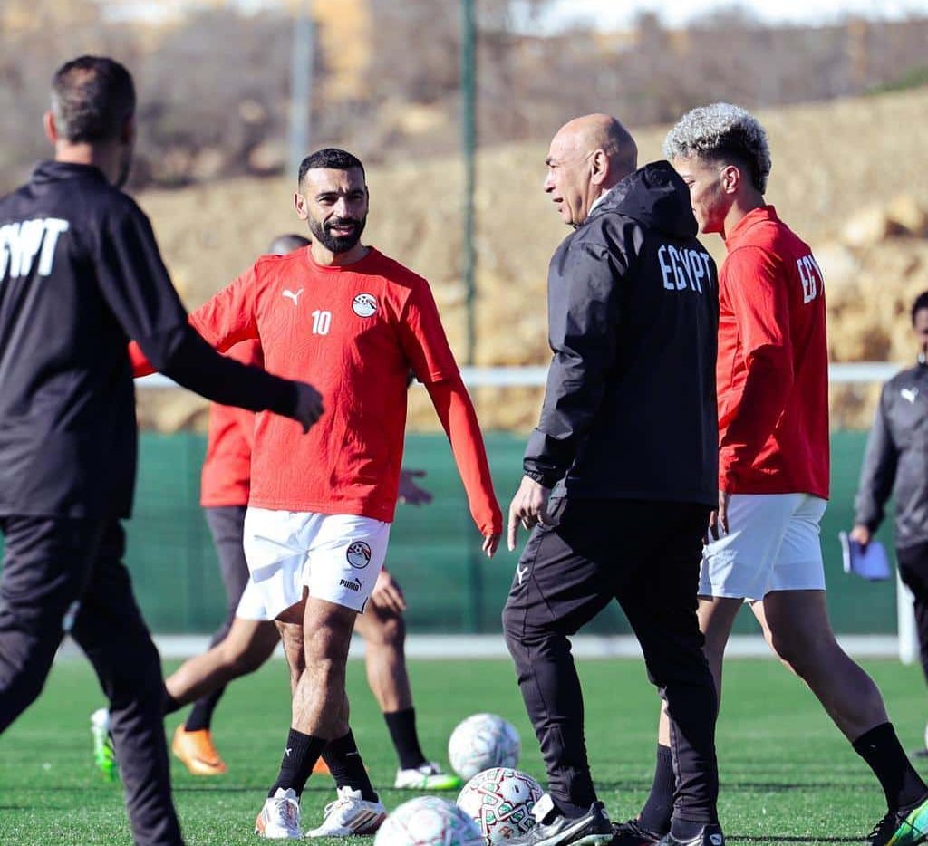 عاجل.. “عودة الطائر والقائد”.. تشكيل ناري لـ منتخب مصر أمام جنوب أفريقيا بكأس الأمم