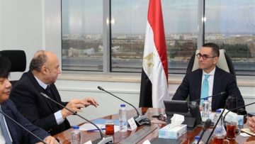 عاجل.. وزير الاستثمار يلتقى رئيس شركة إل جي- مصر لاستعراض خططها التوسعية المتعلقة بالإنتاج والتصدير