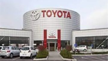 عاجل.. تويوتا تكشف رسميًا عن ملامح سيارتها الجديدة جي آر جي تي