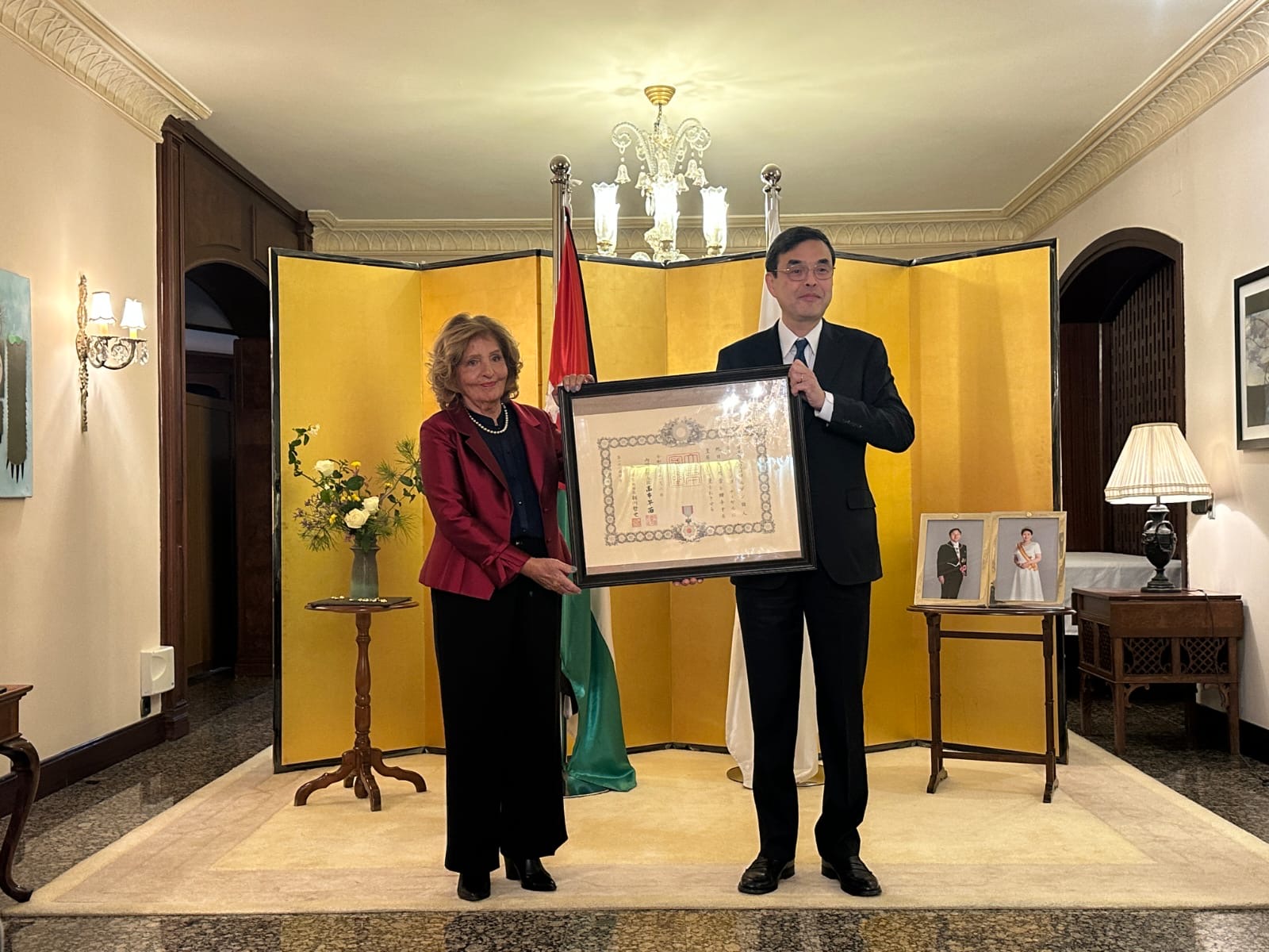 عاجل.. Japan decorates Mrs. Hind Sharif Nasser for her outstanding cultural contribution in promotingJapan Jordan relationship.
