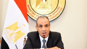 عاجل.. اتصال هاتفي بين وزير الخارجية ونظيره الإيراني