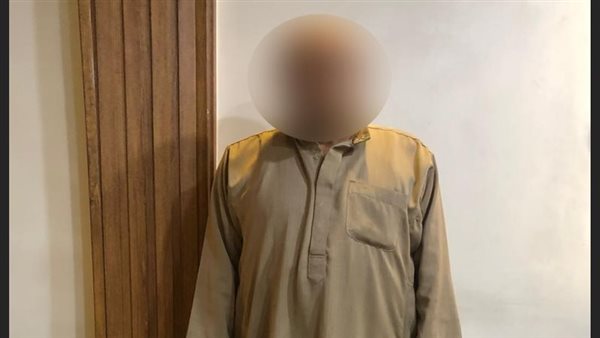 عاجل.. ضبط شخص بحوزته مبالغ مالية تمهيداً لتوزيعها على الناخبين حال ترددهم على دوائرهم الانتخابية