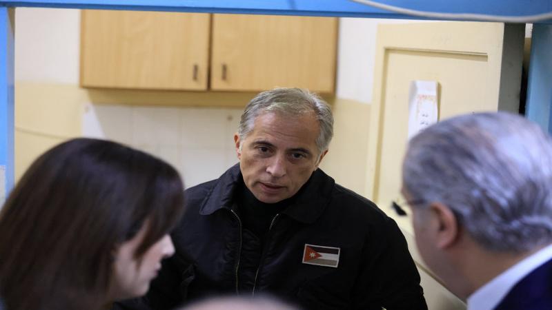 عاجل.. جعفر حسان يتفقد عين الباشا والبقعة ويأمر بصيانة مراكز صحية