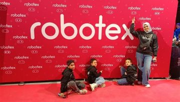عاجل.. طلاب بقنا يحصلون علي الـ TOP10 في مسابقة ROBOTEX لاختراع الروبوتات في أوربا
