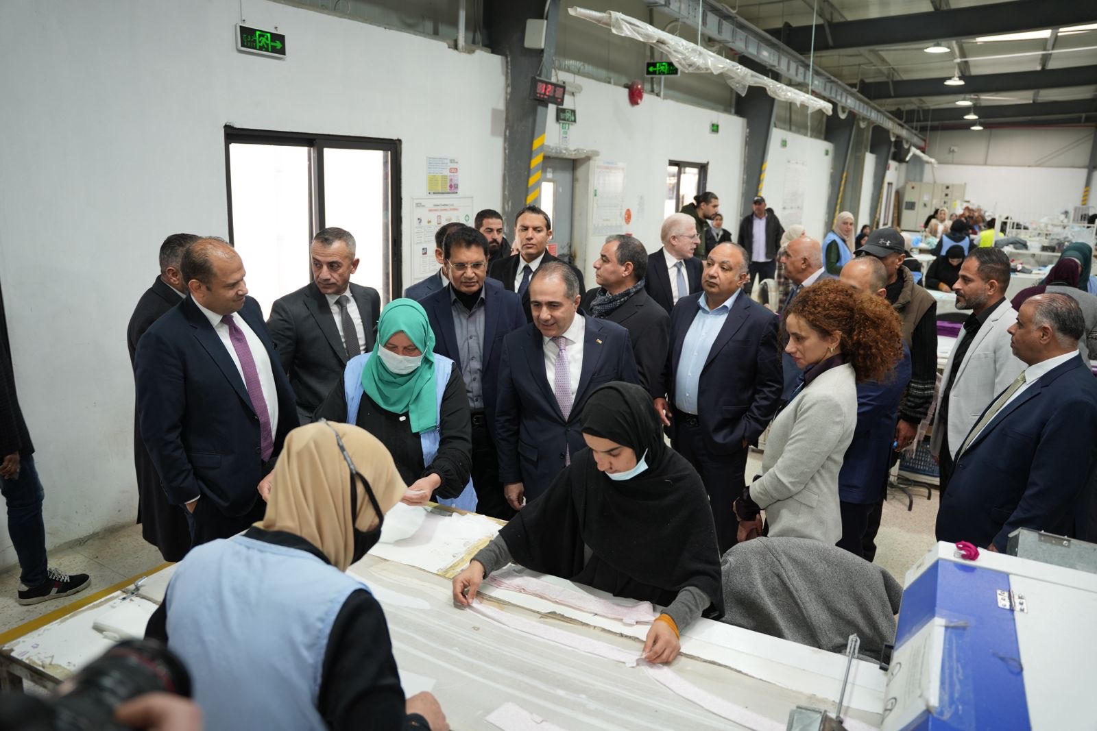 عاجل.. وزير الاستثمار يعلن التوسعة الثالثة لمجمع الضليل الصناعي.