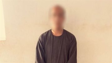 عاجل.. ضبط شخص يوزع مبالغ مالية على المواطنين للتصويت لصالح مرشح بسوهاج