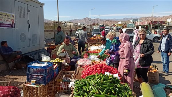 عاجل.. عاجل.. سلع بأسعار مخفضة.. افتتاح سوق اليوم الواحد بفيصل