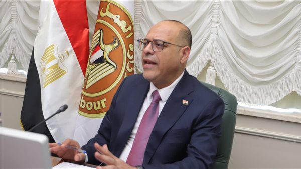 عاجل.. عاجل.. لفتح أسواق جديدة للمصريين .. تفاصيل زيارة وزير العمل إلى إيطاليا