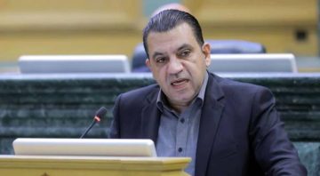 عاجل.. بالفيديو .. السعود: “المواطن تعبان من المسؤول الفاشل آلي بخطأ وبروح وما بتغير اشي ومن الاخطاء الي بتتكرر وبدون حل لمتى؟!