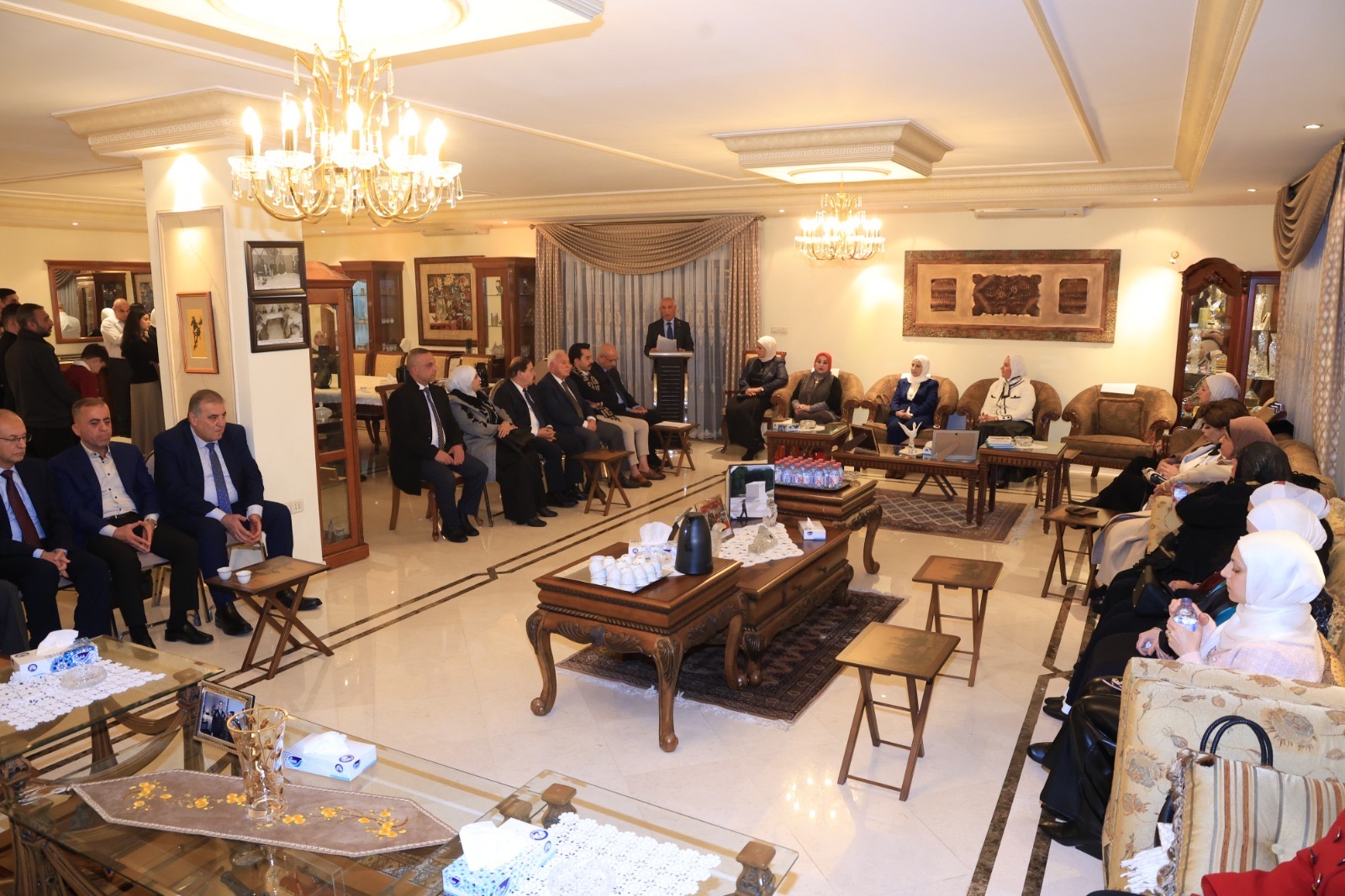 عاجل.. ديوان الباشا الملكاوي يحتضن تكريم سيّدات ملكاويات مُتميّزات عربياً وعالمياً / مصوّر