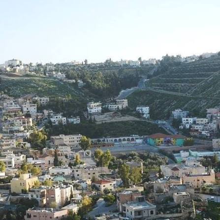 عاجل.. اللجنة الاستشارية الخاصة بأراضي شركة الإسمنت بالفحيص تلتقي رجل الأعمال المناصير