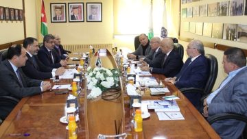 عاجل.. رئيس جمعية رجال الأعمال يلتقي قيادات غرفتي تجارة الأردن