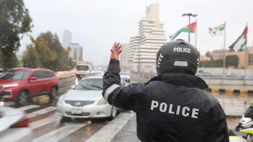 عاجل.. إدارة السير تحذّر من الضباب وتدنّي مدى الرؤية