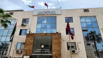 عاجل.. وزارة العمل تحرر 5803 مخالفات وتنفذ أكثر من 28 ألف زيارة تفتيشية خلال 11 شهراً