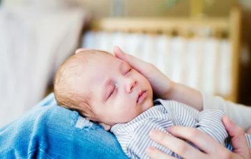 عاجل.. طرق طبيعية للتخفيف من البلغم عند الرضع دون أدوية