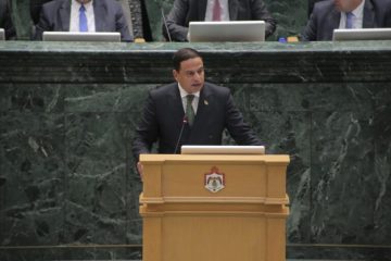 عاجل.. مناقشة اتفاقيات التعدين حق مشروع والحسم قرار دستوري تحت قبة البرلمان