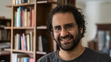 عاجل.. انتقادات واسعة بعد ترحيب ستارمر بعودة علاء عبد الفتاح في بريطانية