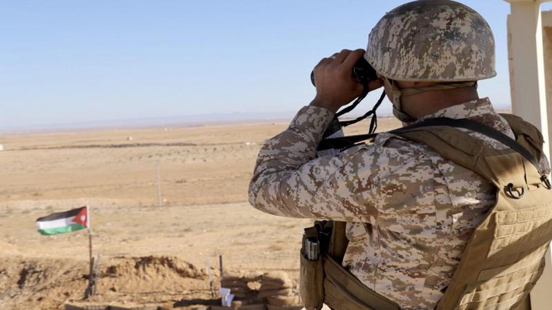 عاجل.. عاجل| إحباط محاولة تسلل على الواجهة الشمالية والقبض على شخصين