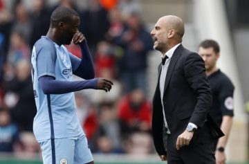 عاجل.. يايا توريه يهاجم غوارديولا مجددًا: ‘عاملني كالتراب ورأيت فيه ثعبانًا