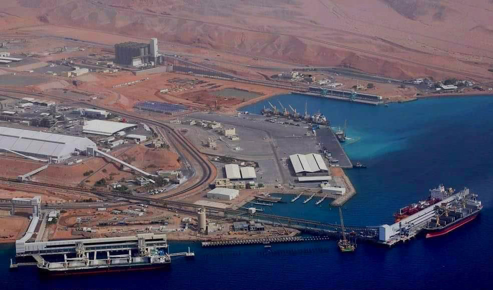 عاجل.. عودة العمل في ميناء العقبة إلى طبيعته بعد انتهاء تأثير الحالة الجوية