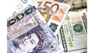 عاجل.. الإسترليني يتذبذب أمام العملات العالمية في تداولات حذرة