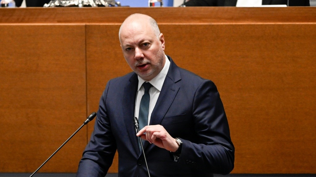 عاجل.. رئيس وزراء بلغاريا يعلن استقالة حكومته استجابة للاحتجاجات الشعبية