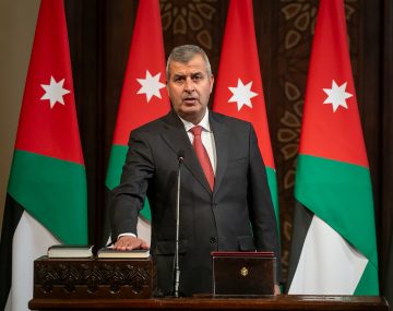 عاجل.. بالفيديو… كيف يتعامل وزير الطاقة مع الإعلام؟ هل تجاهل الإعلام يعكس ثقة أم ارتباك؟