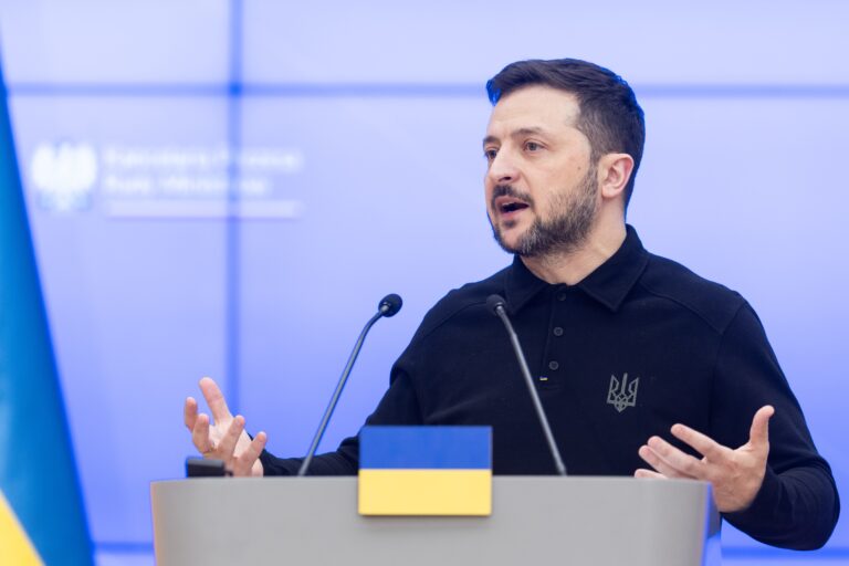 عاجل.. زيلينسكي يدعو لتوسيع المشاورات الأوروبية بعد محادثات فلوريدا
