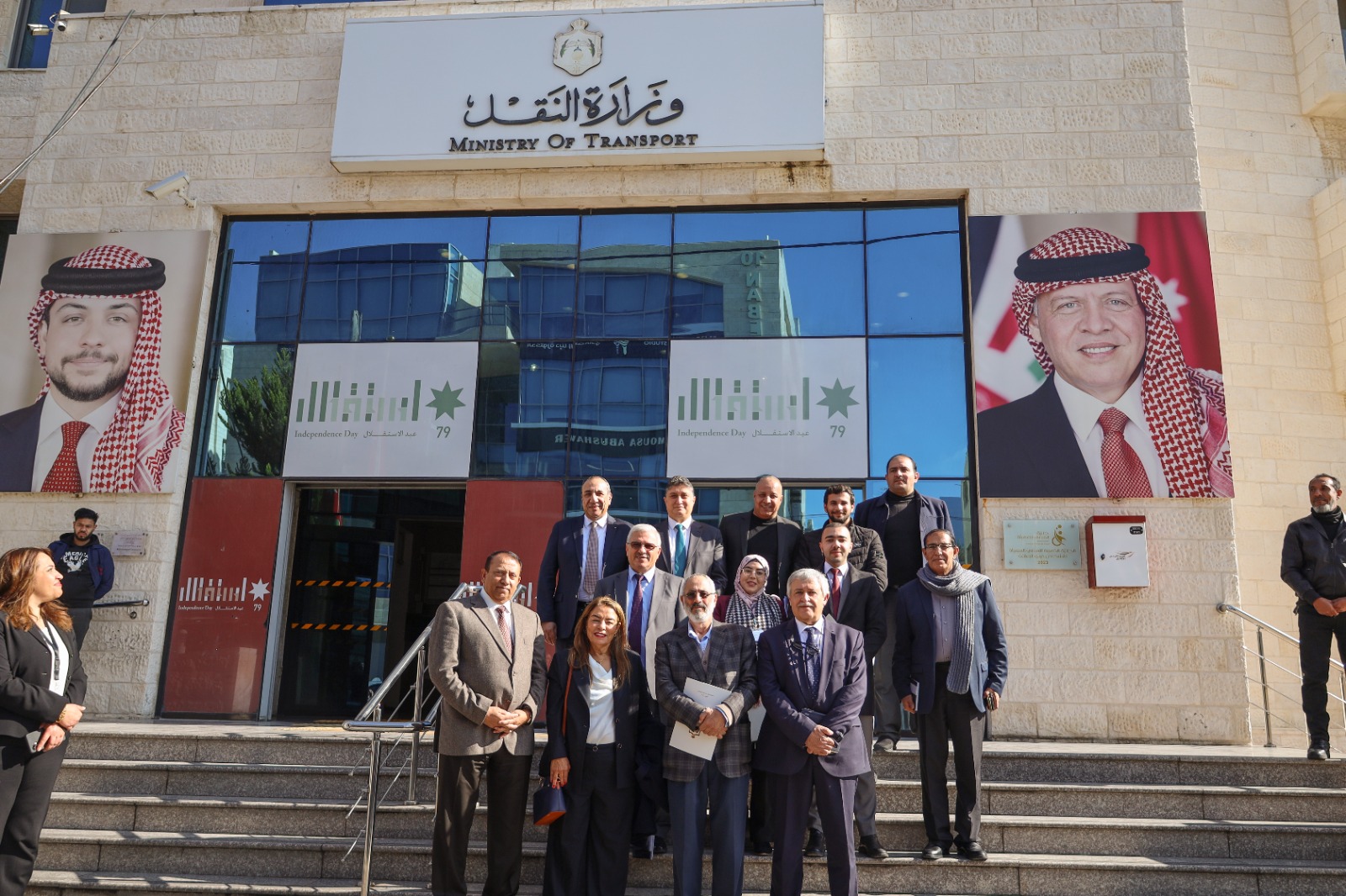 عاجل.. لجنة الخدمات العامة تستعرض مع وزير النقل نظام التتبع الإلكتروني للمركبات الحكومية