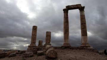 عاجل.. أجواء باردة نسبيًا وزخات مطر متوقعة نهاية الأسبوع