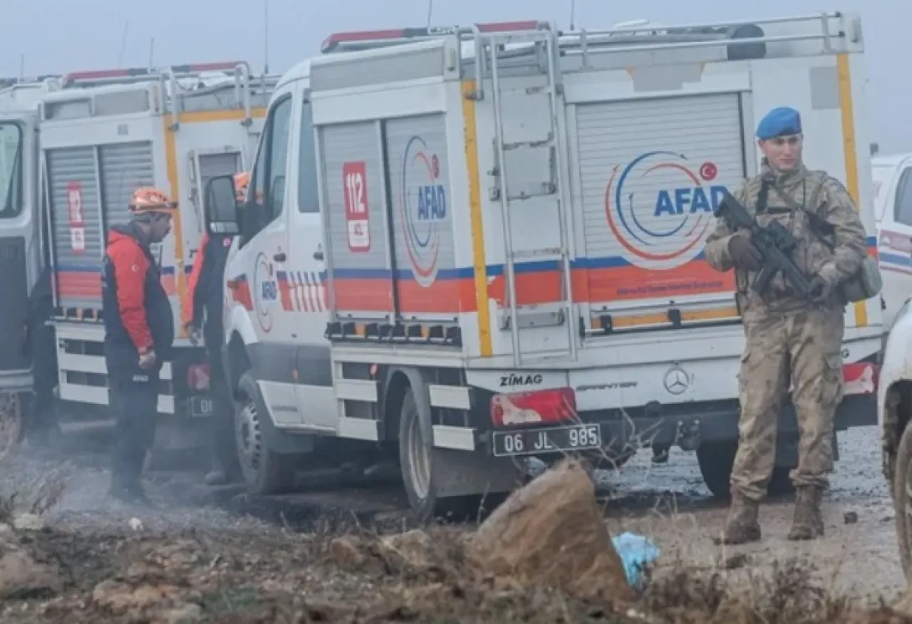 عاجل.. العثور على الصندوق الأسود للطائرة الليبية المنكوبة ومقتل جميع ركابها