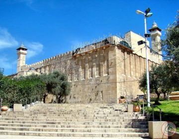 عاجل.. منع تجول مشدد يقيّد حياة السكان قرب الحرم الإبراهيمي