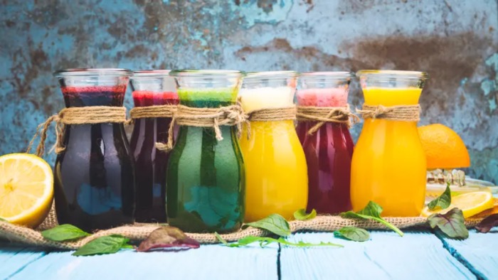 عاجل.. مشروبات طبيعية تساعد في تخفيف الإمساك