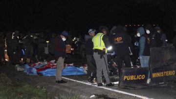 عاجل.. وفاة 15 شخصاً إثر سقوط حافلة في وادٍ بغرب غواتيمالا