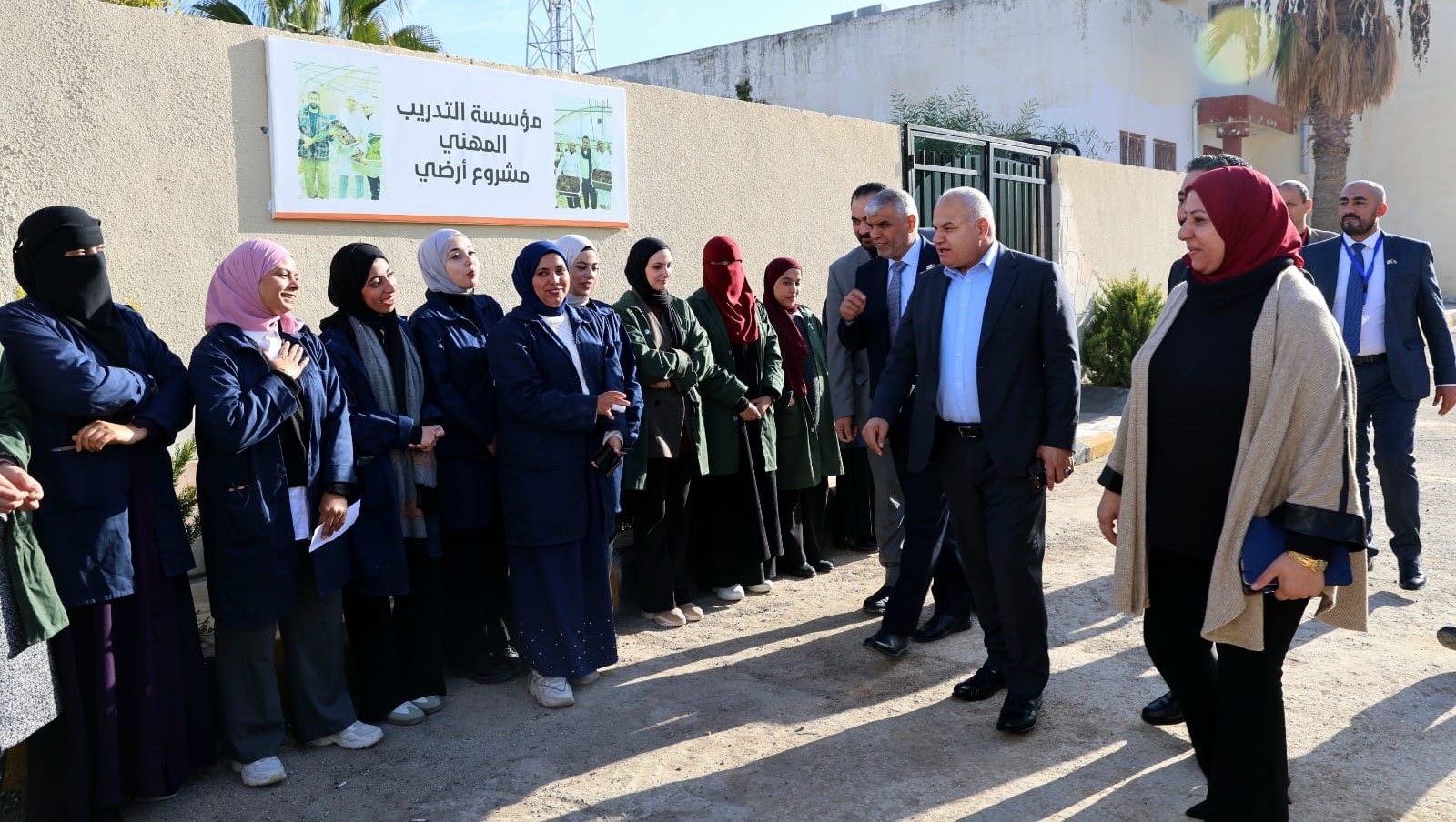 عاجل.. وزير العمل يتفقد معهد عين الباشا ويؤكد تطوير البرامج التدريبية