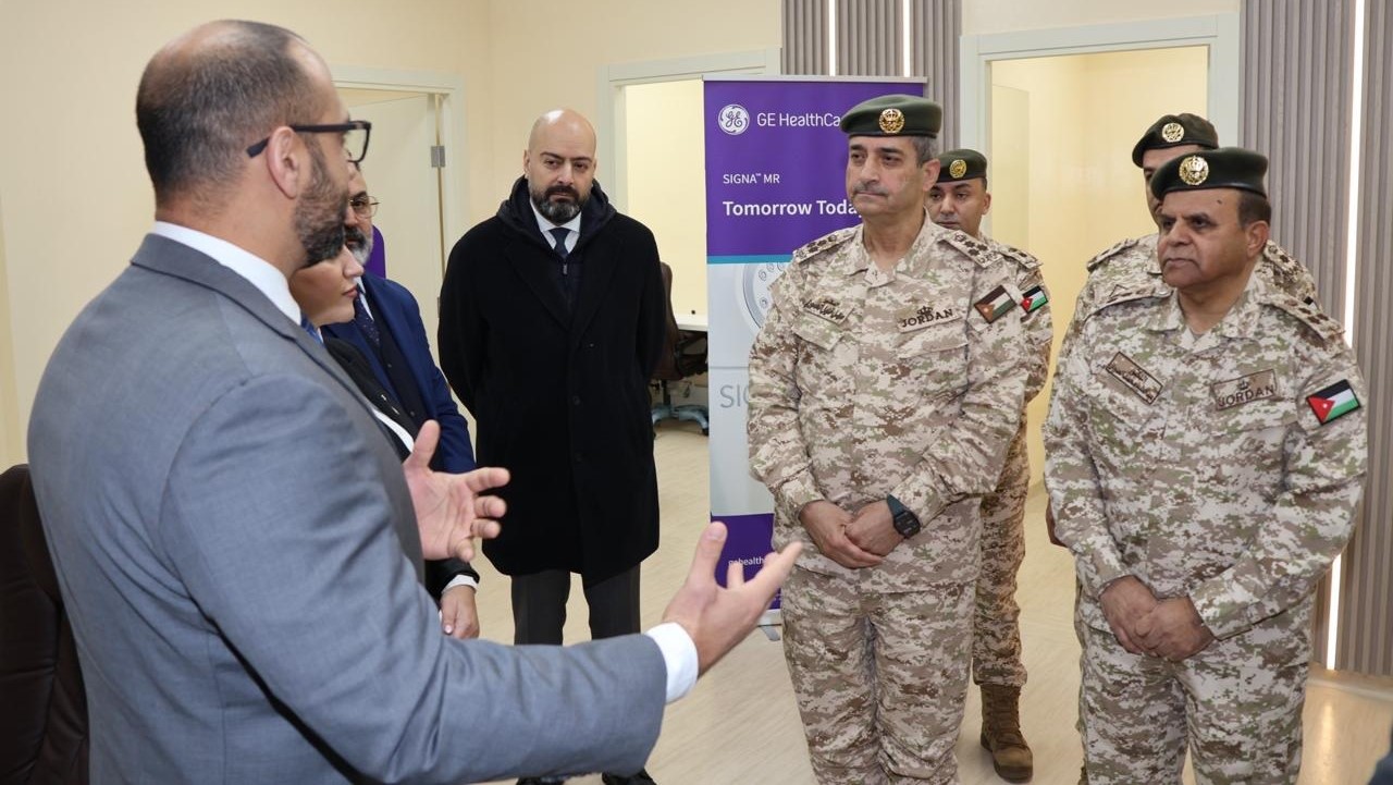 عاجل.. مدينة الحسين الطبية تدخل جهاز رنين مغناطيسي متطور مدعوم بالذكاء الاصطناعي