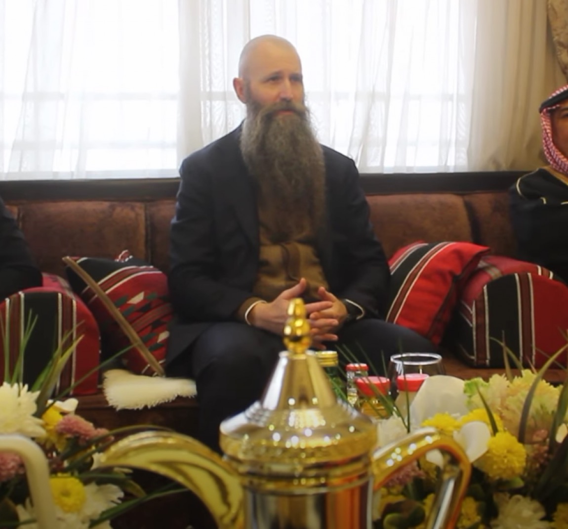 عاجل.. أشعر بأنني أكثر شخص محظوظ في العالم