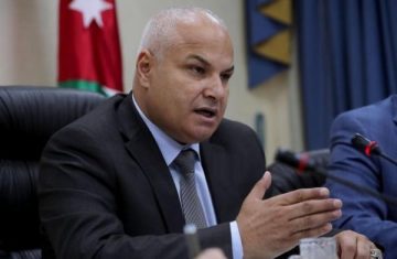 عاجل.. القرار السابق بإنهاء خدمات الموظفين أفقد القطاع العام الكثير من الكفاءات